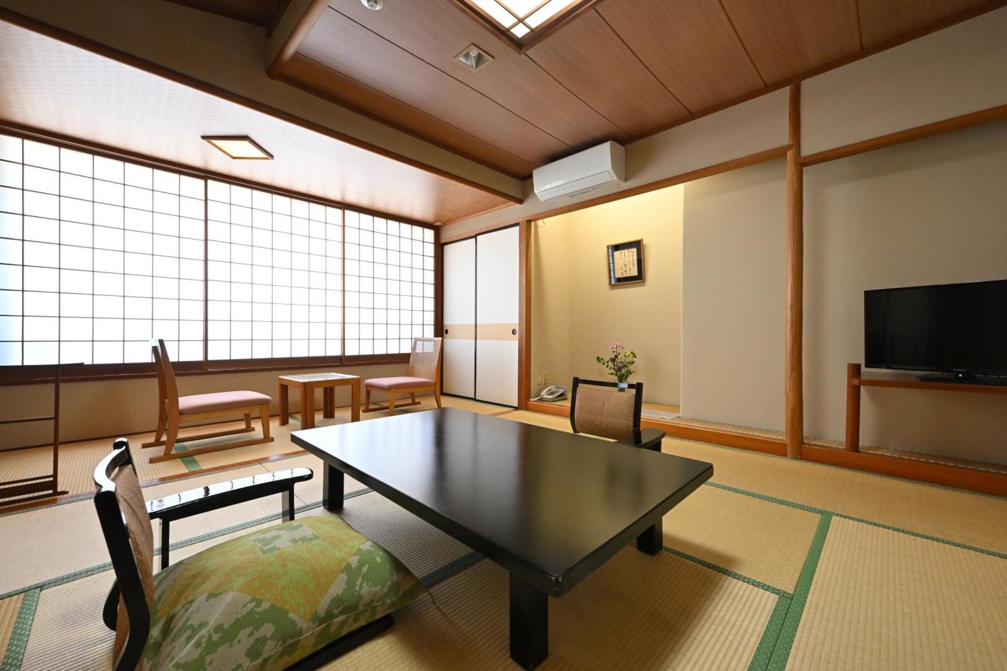 Osakaya Ryokan Kusatsu  Bagian luar foto