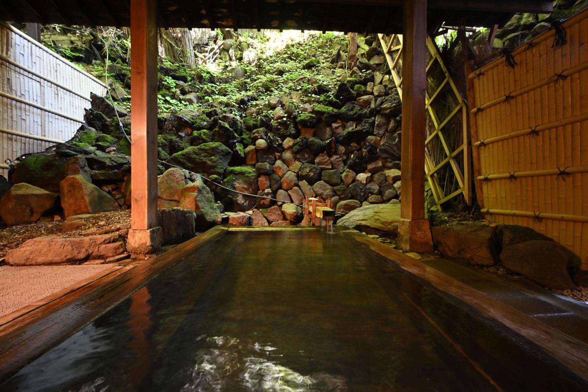 Osakaya Ryokan Kusatsu  Bagian luar foto