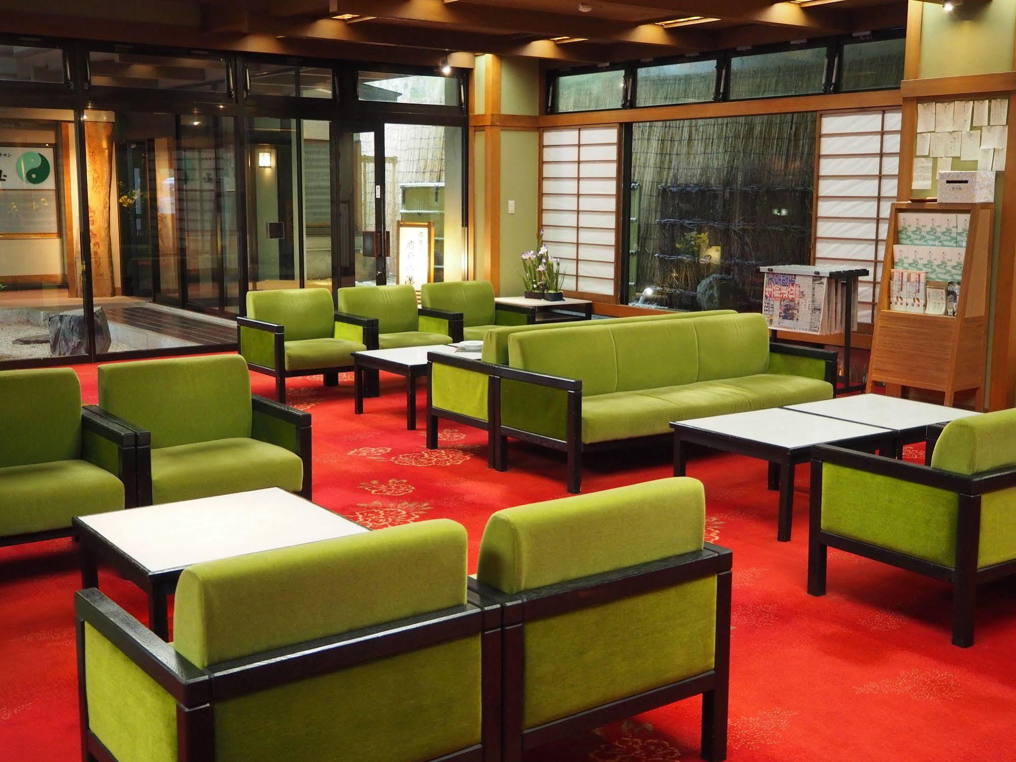 Osakaya Ryokan Kusatsu  Bagian luar foto