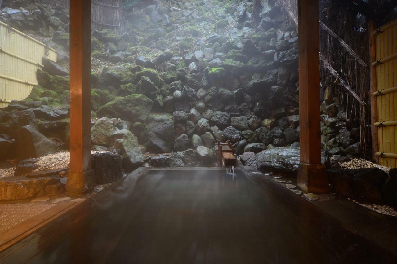 Osakaya Ryokan Kusatsu  Bagian luar foto