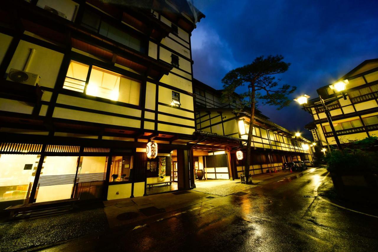 Osakaya Ryokan Kusatsu  Bagian luar foto