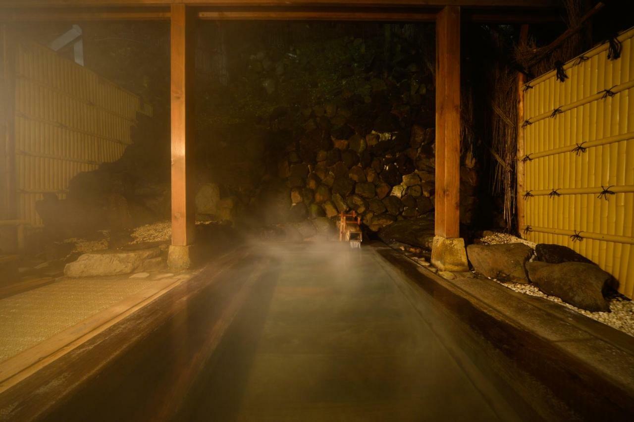 Osakaya Ryokan Kusatsu  Bagian luar foto