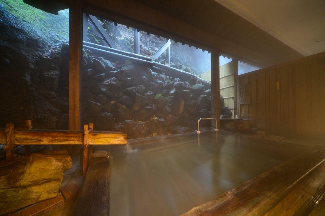 Osakaya Ryokan Kusatsu  Bagian luar foto